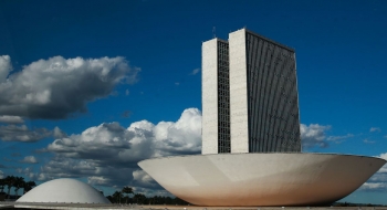 Câmara e Senado escolhem hoje novos dirigentes